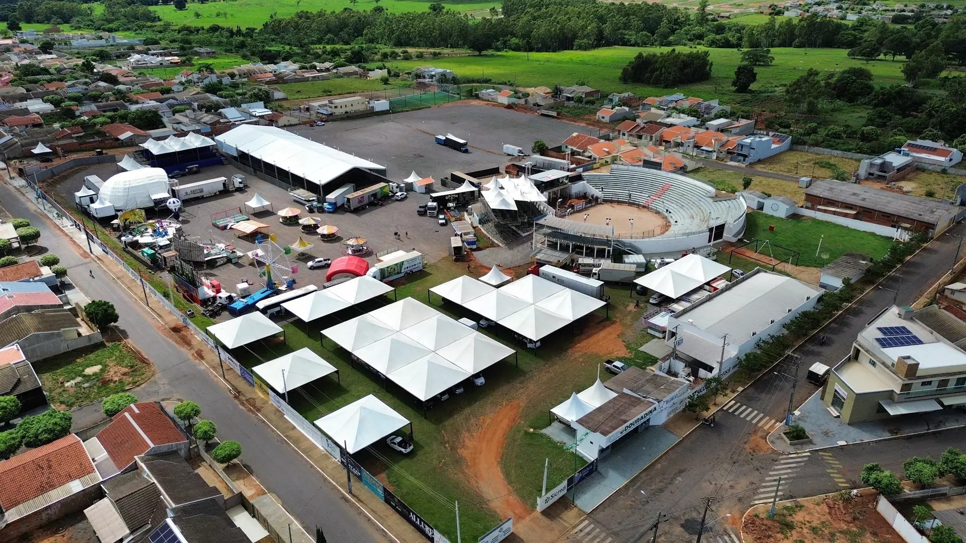 1ª Expo Douradina e 36ª Fepeina: um evento imperdível para toda a família!